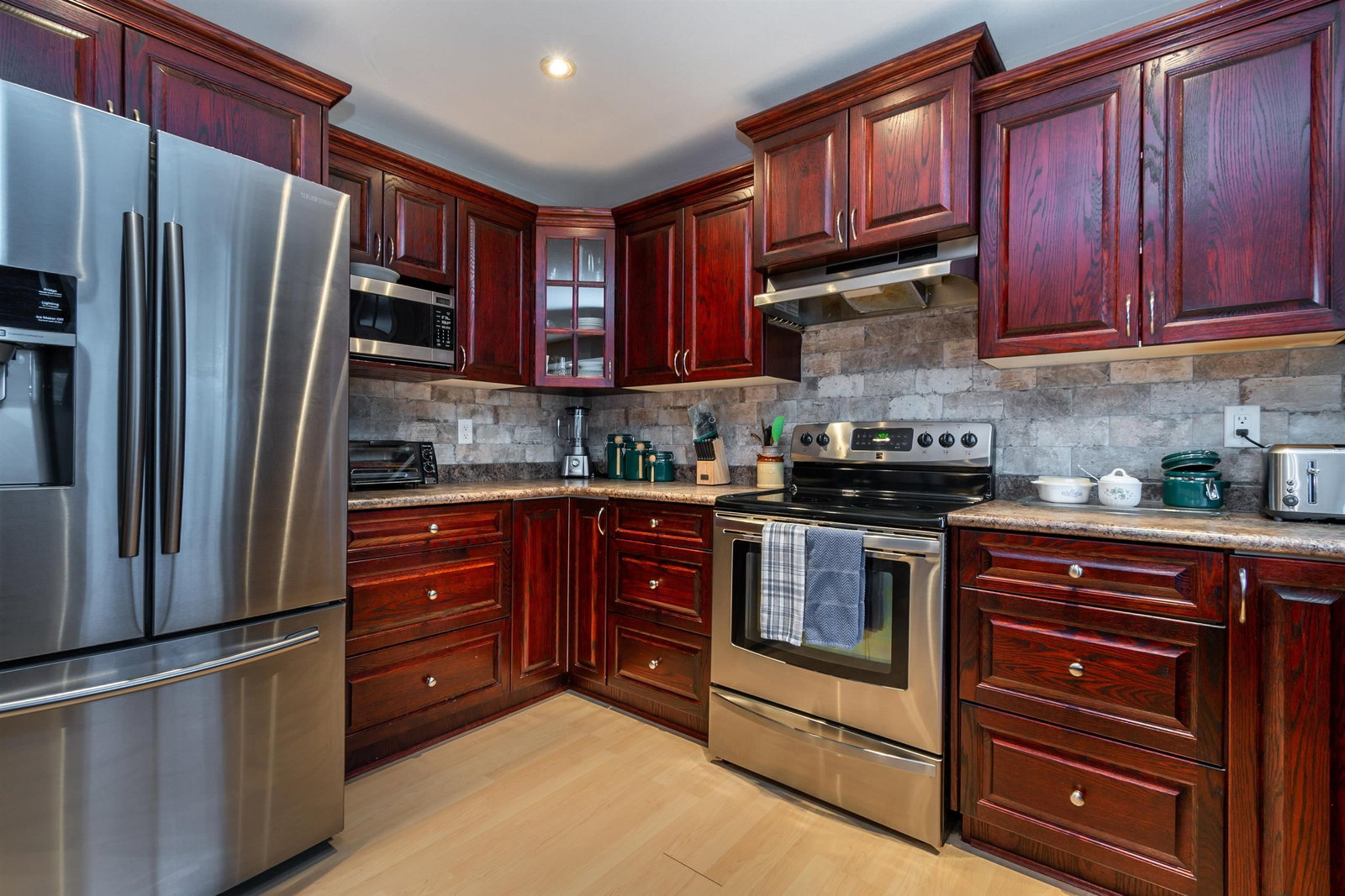 Listing Image 15
