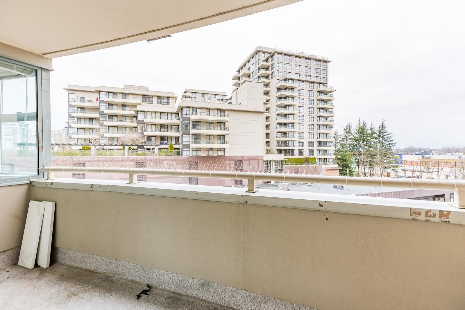 Listing Image 17