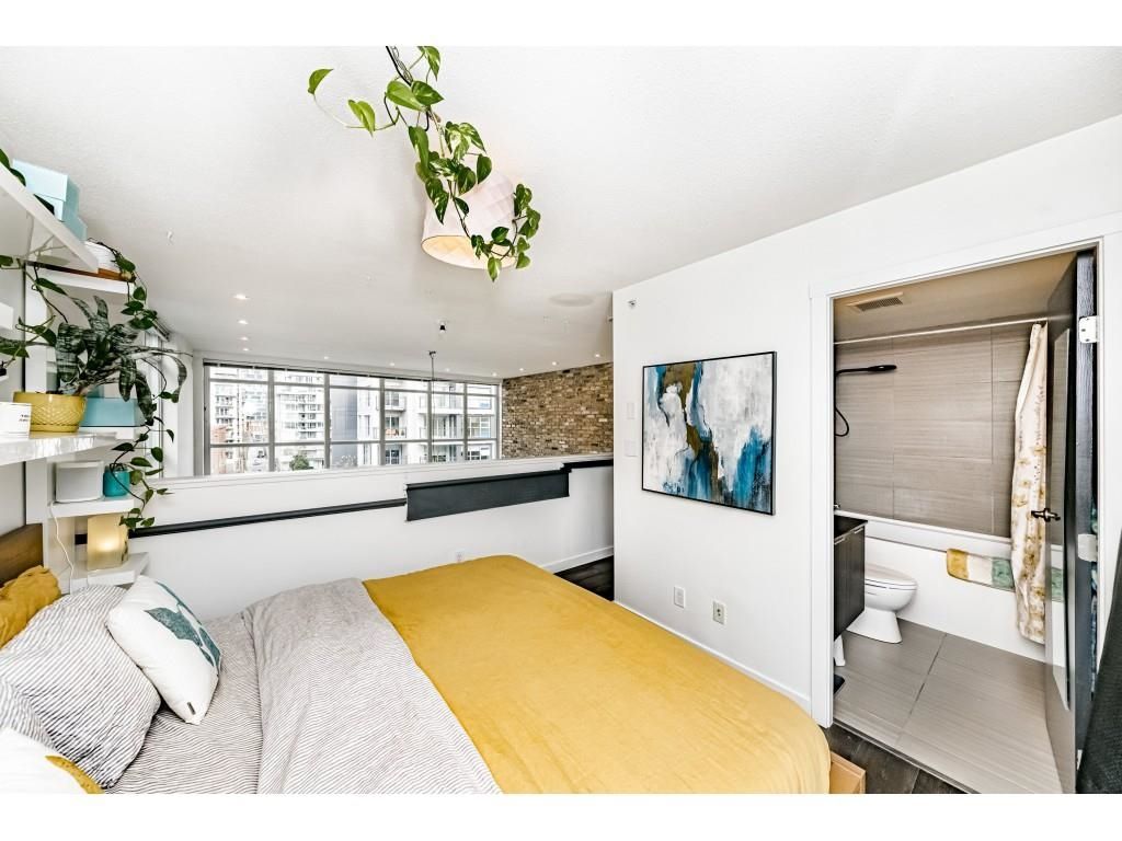 Listing Image 19