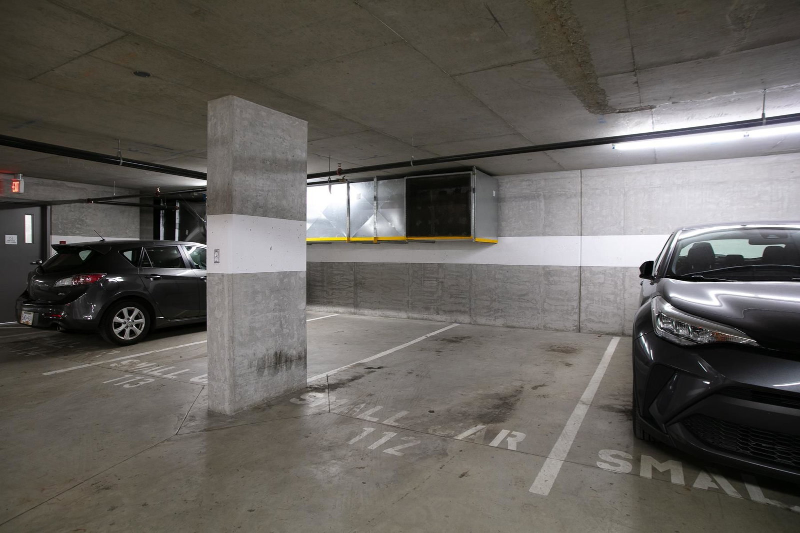 Listing Image 12
