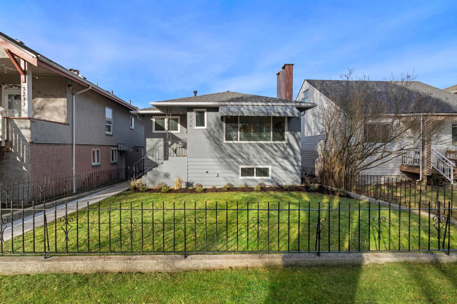 Listing Image 11