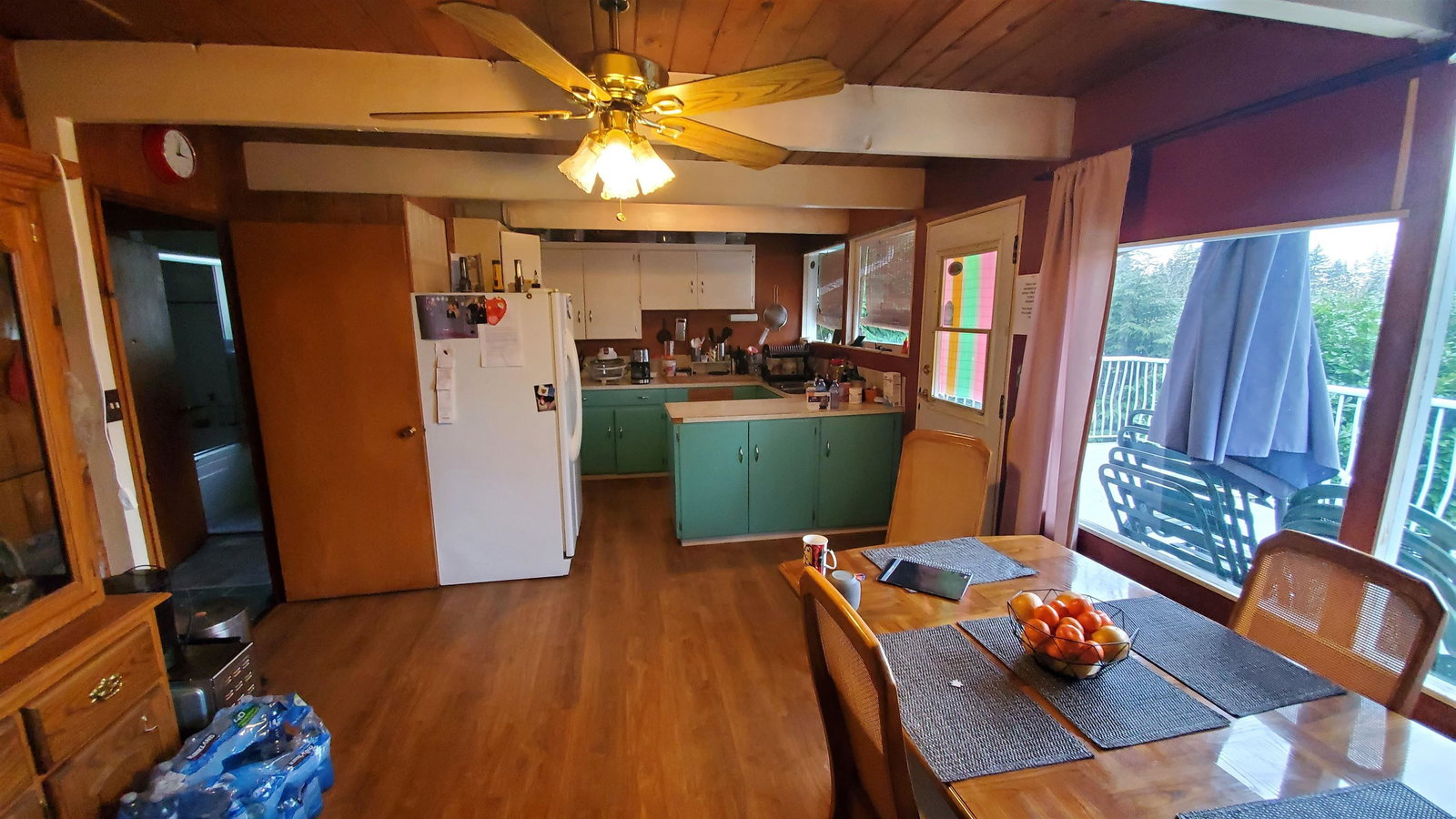 Listing Image 8
