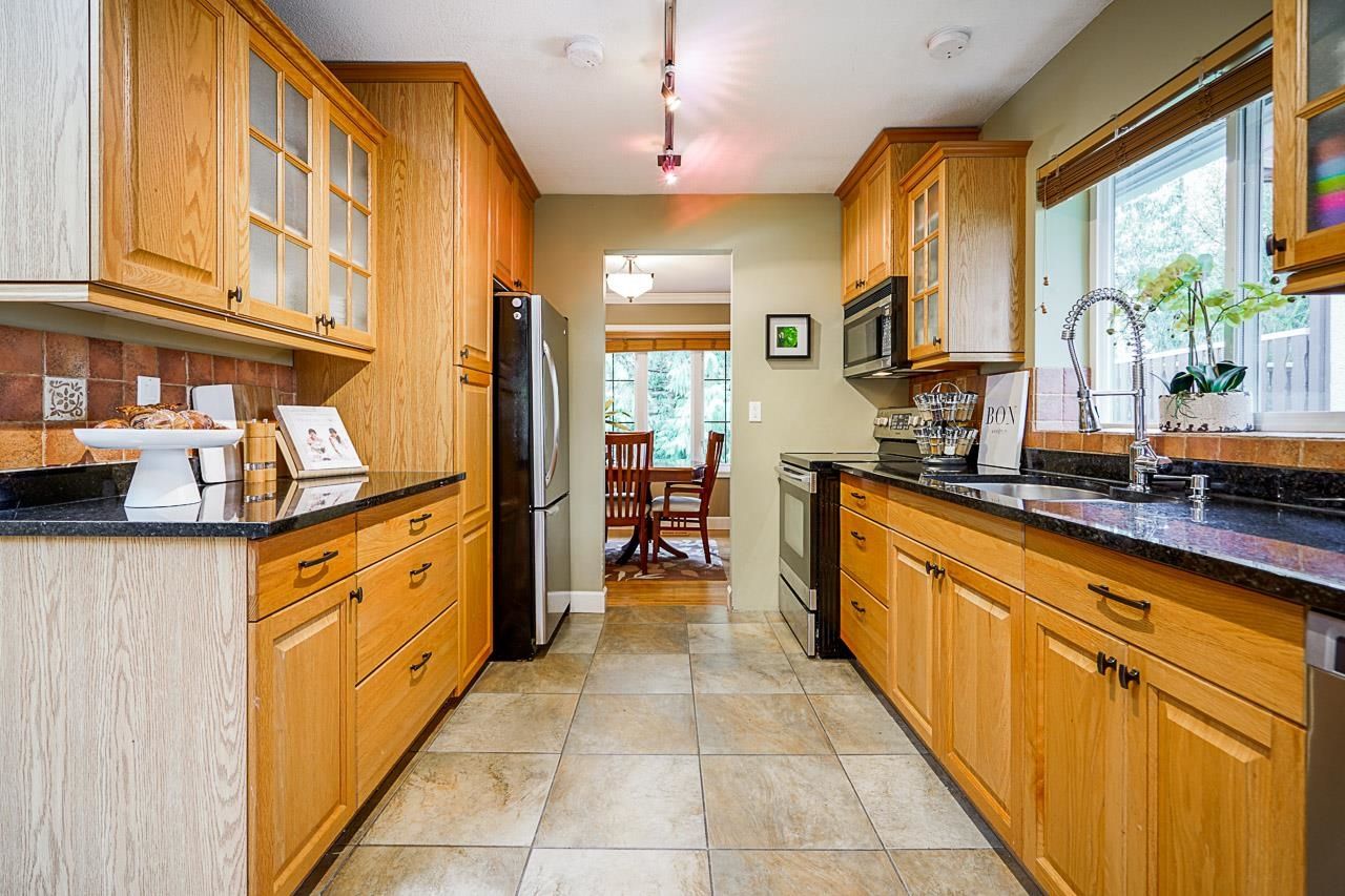 Listing Image 12