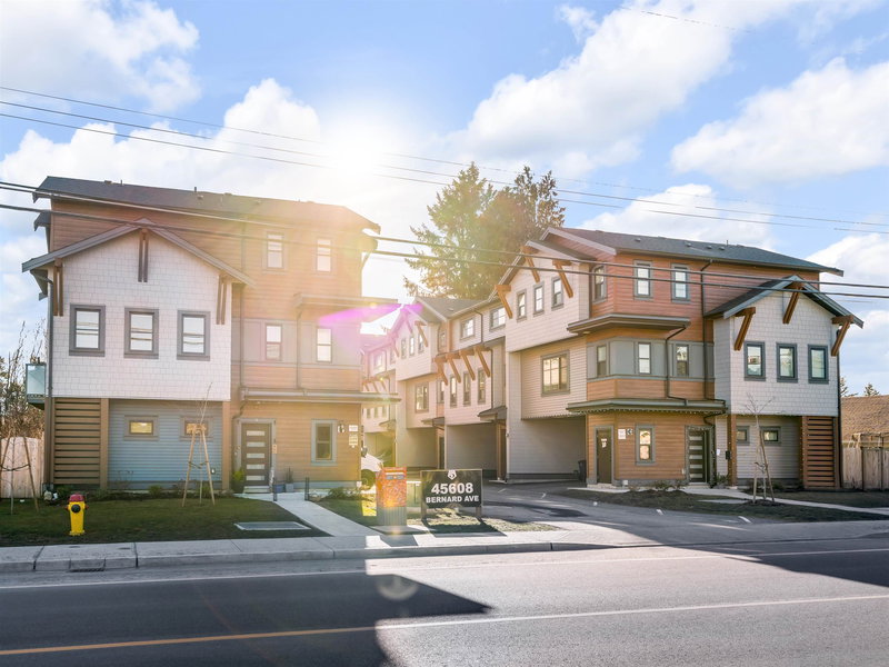 6 - 45608 Bernard Avenue, Chilliwack, V2P 0J7 | Image 2