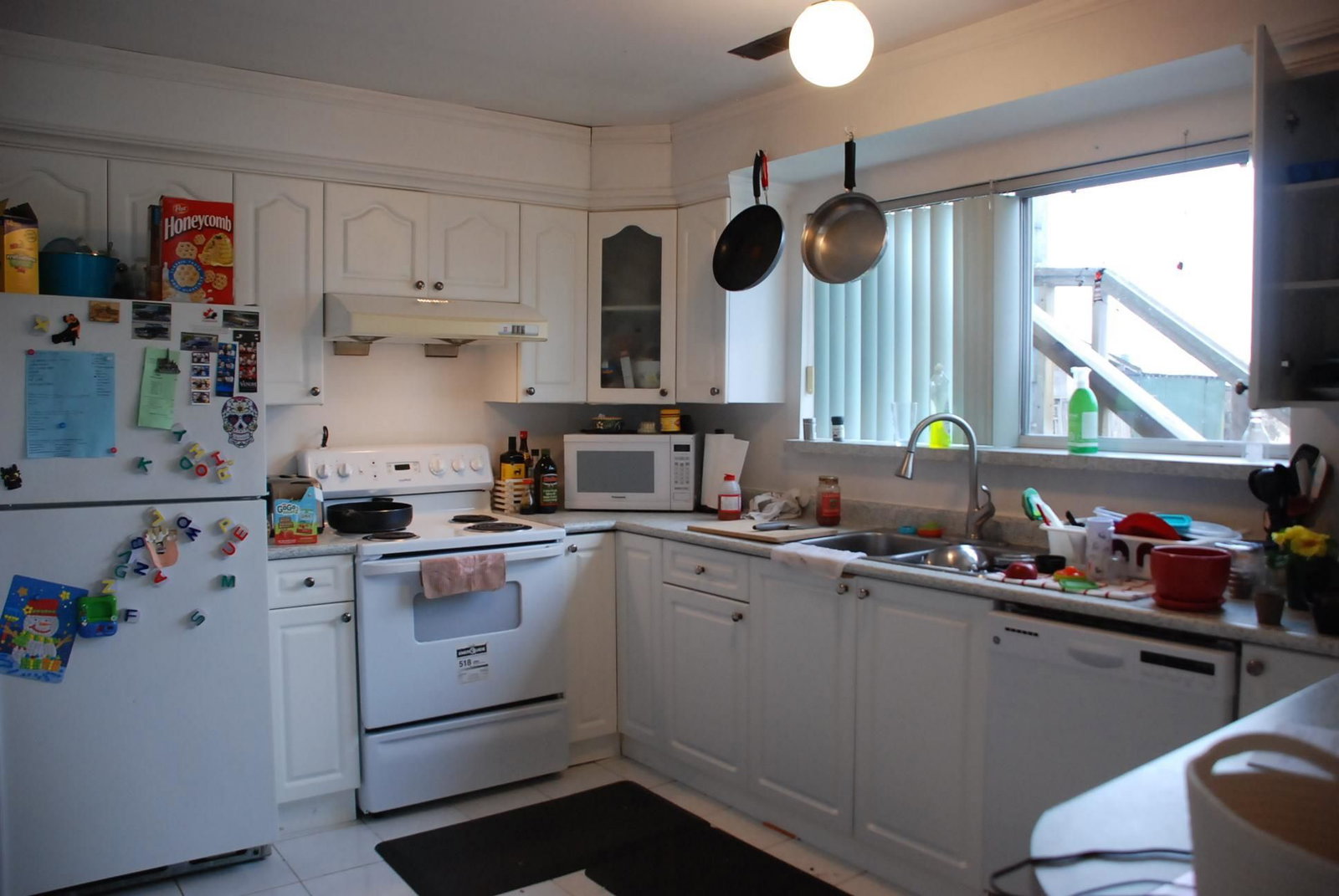 Listing Image 12