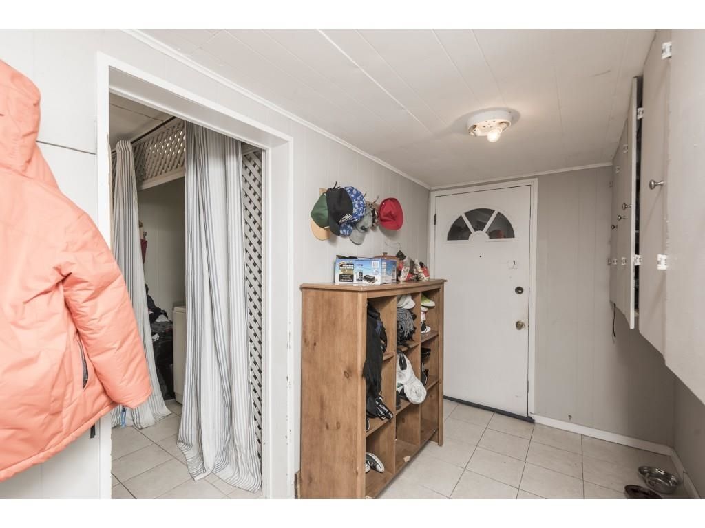 Listing Image 17