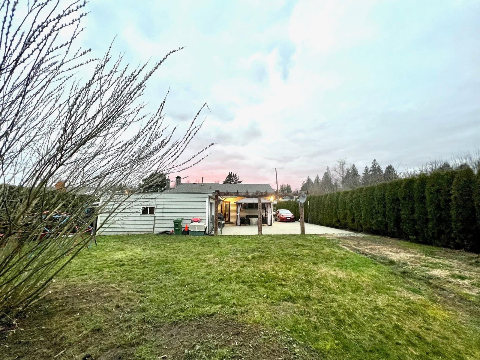 Listing Image 15