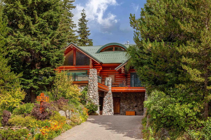 6361 Fairway Drive, Whistler, V8E 0C9 | Image 2