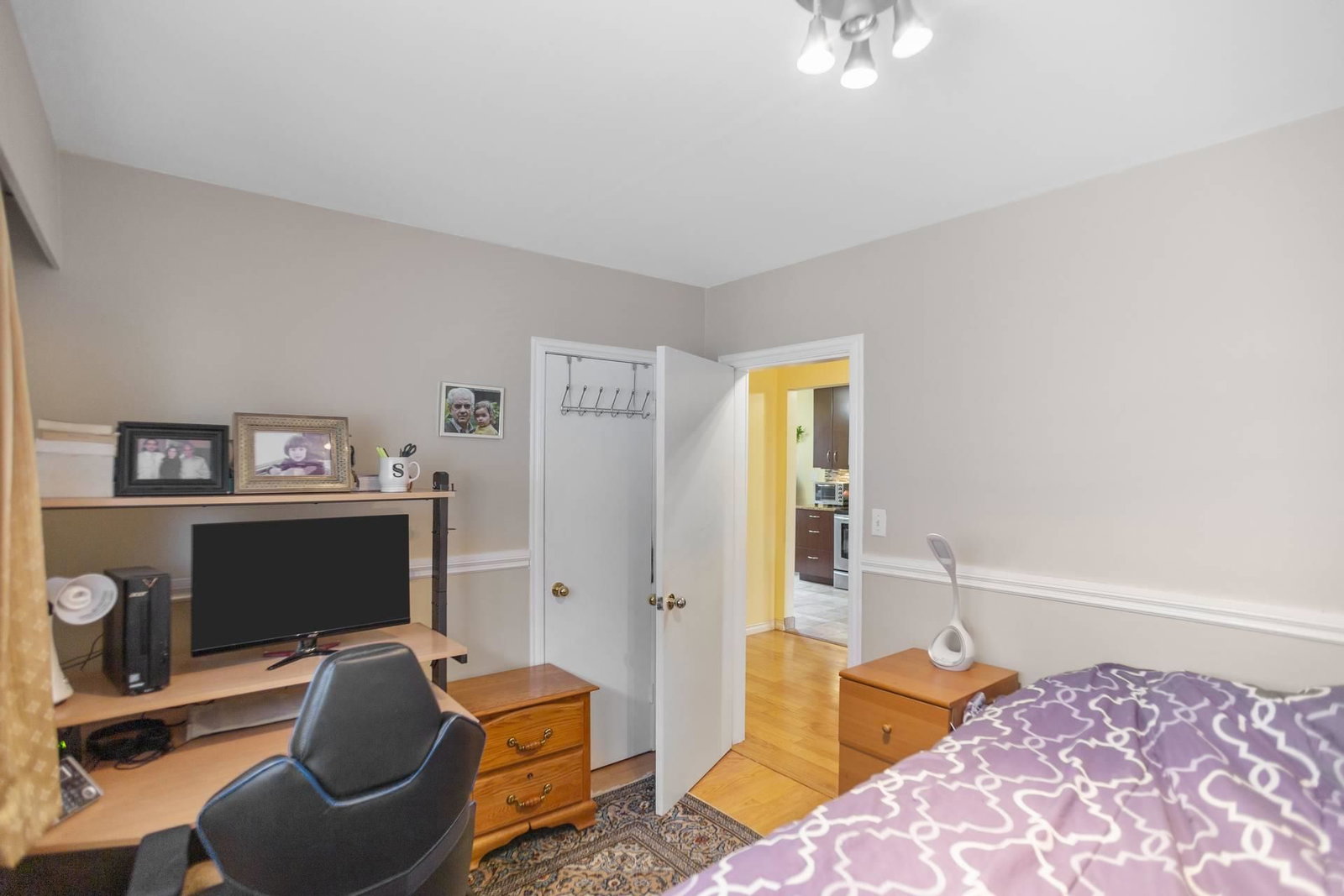 Listing Image 18