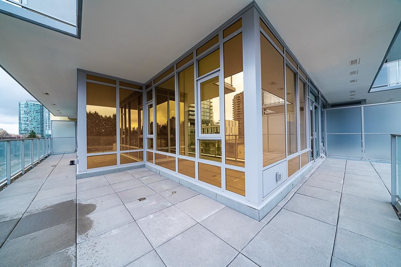 Listing Image 19