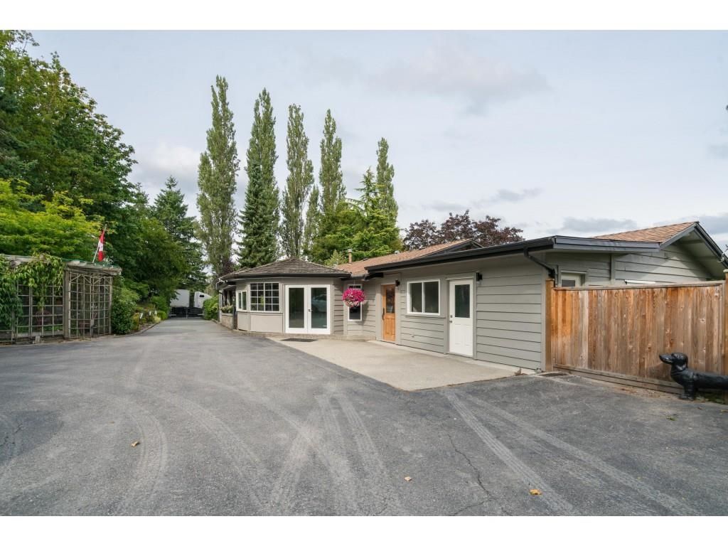 Listing photo 5
