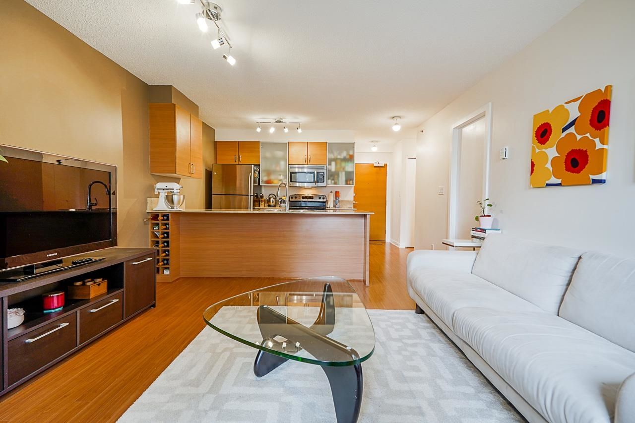 Listing Image 13