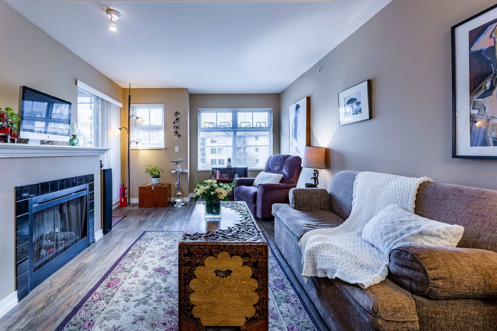 Listing Image 17