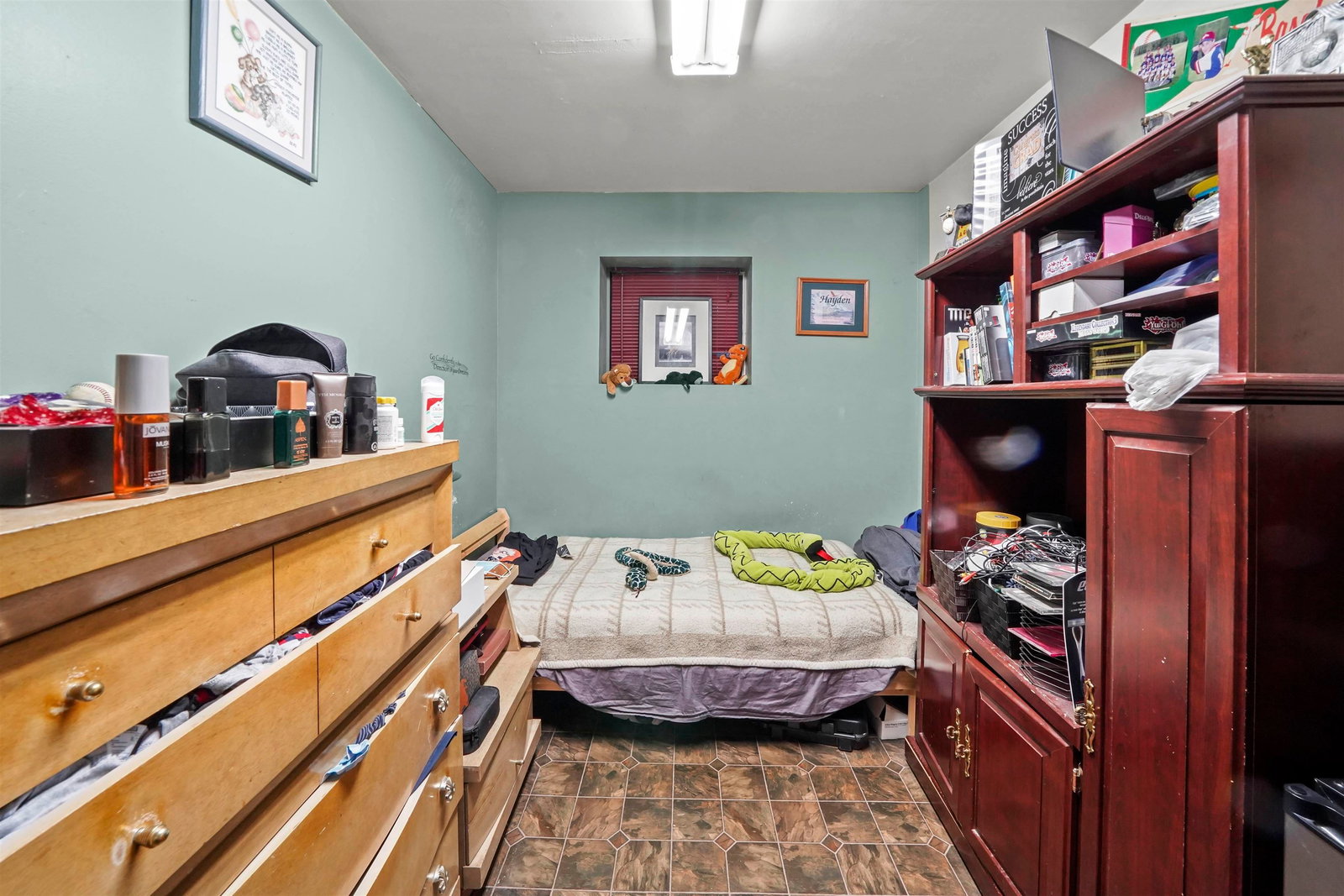 Listing Image 17