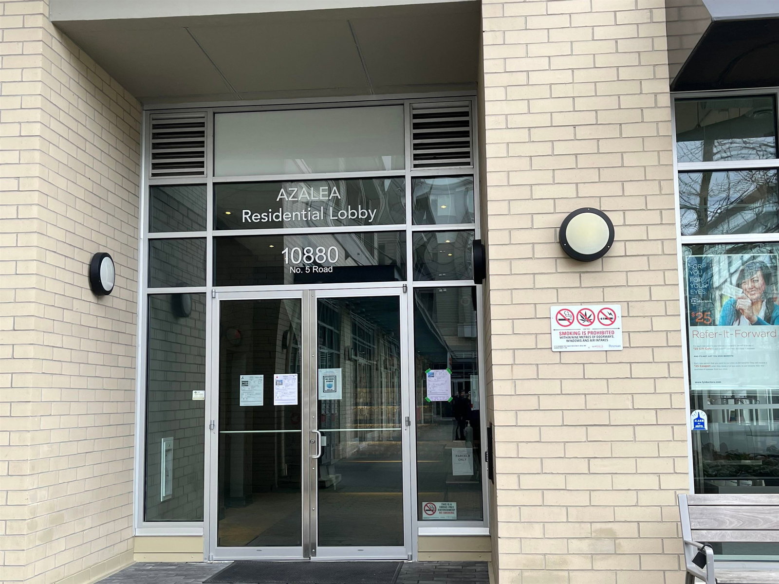 Listing Image 6