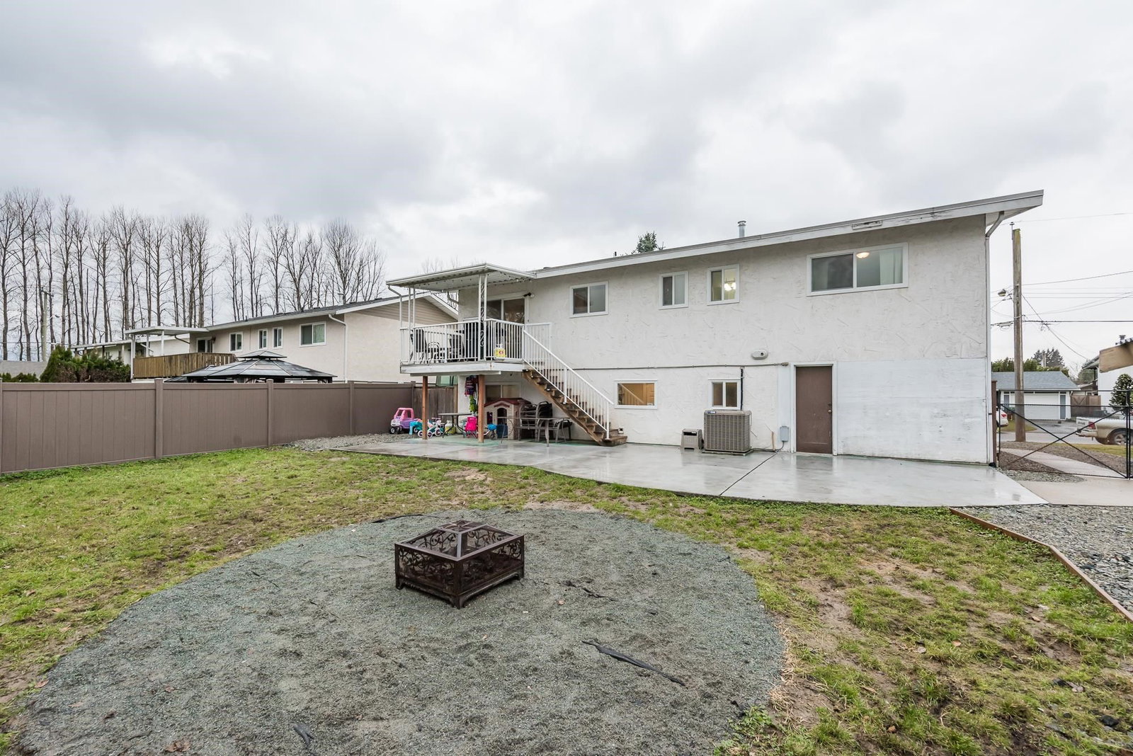Listing Image 17