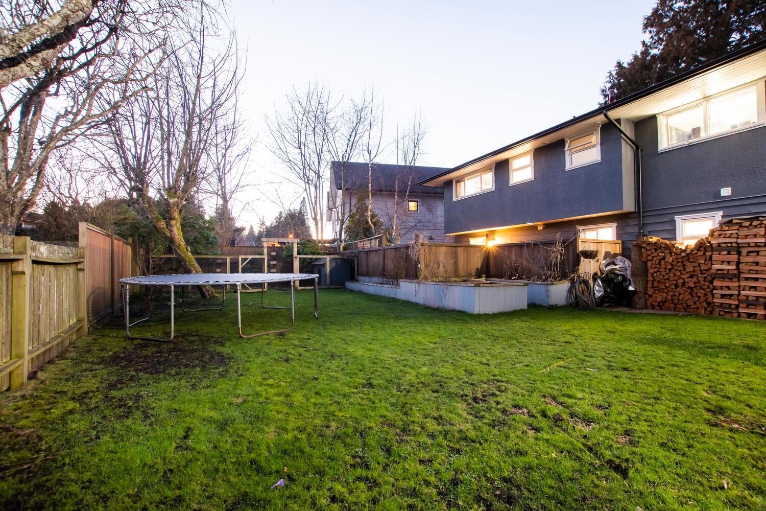 Listing Image 28