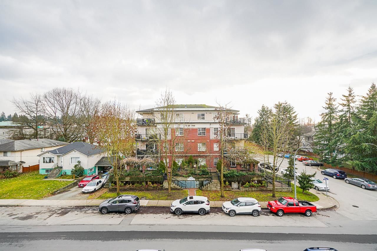Listing Image 20