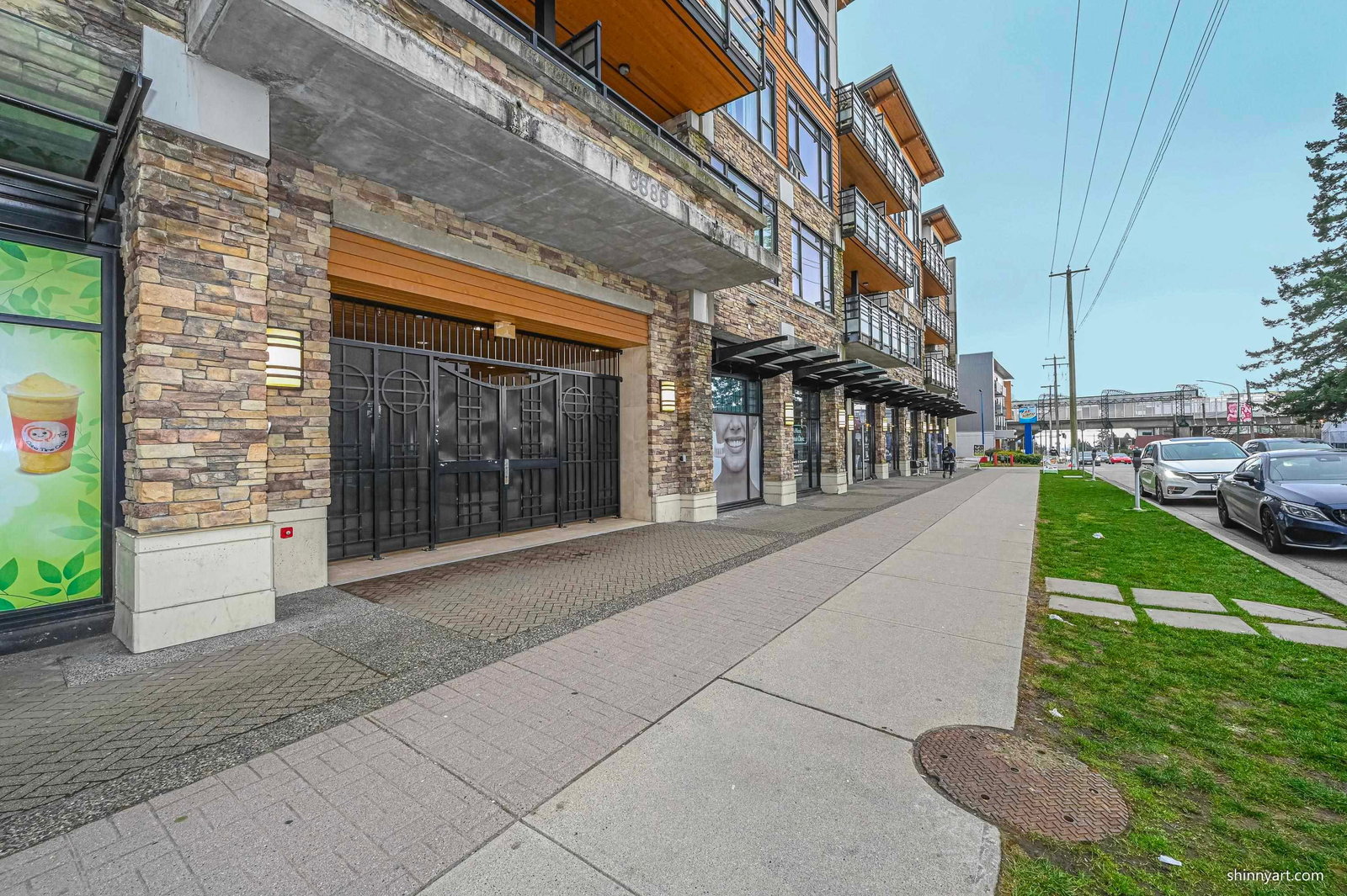 Listing Image 16
