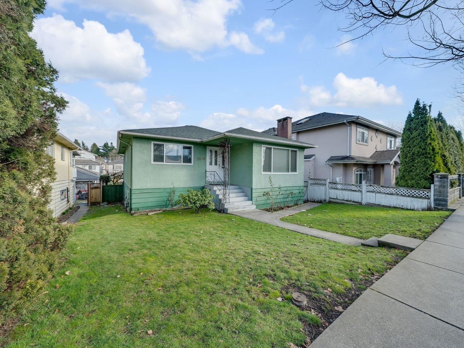 Listing Image 1