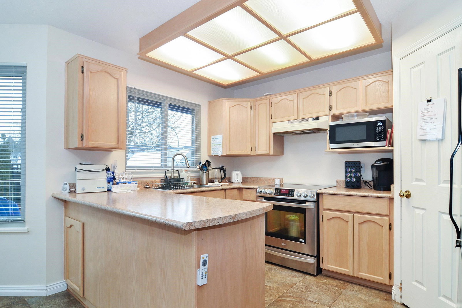 Listing Image 11