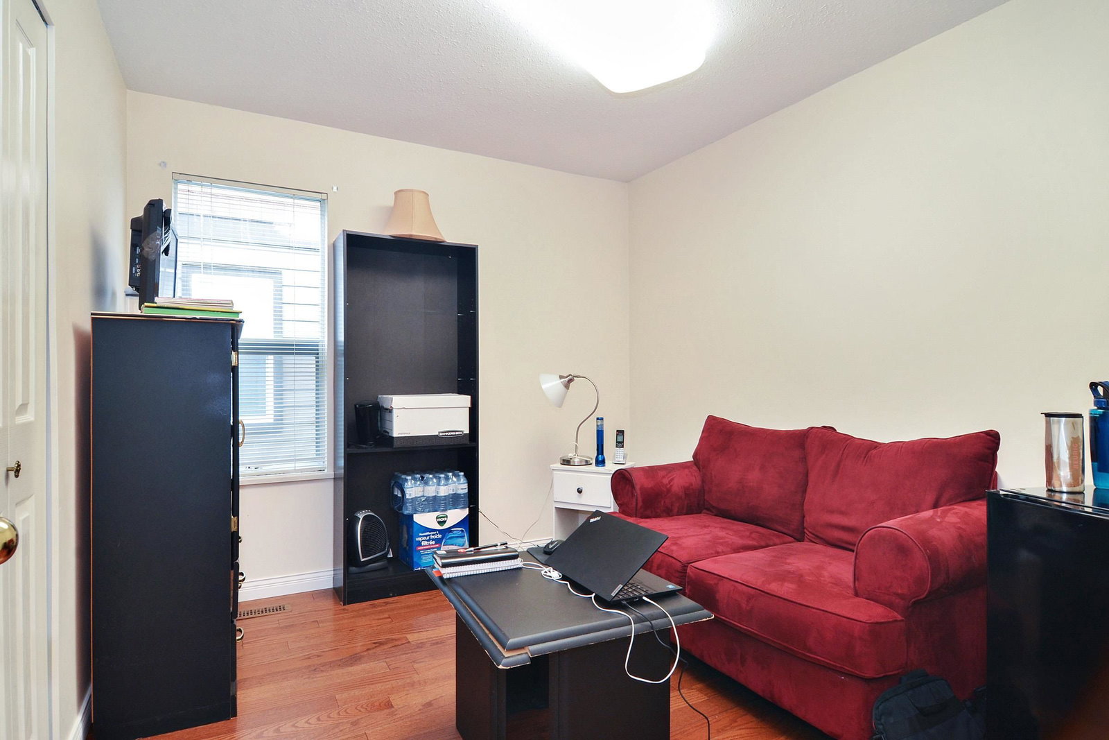 Listing Image 16
