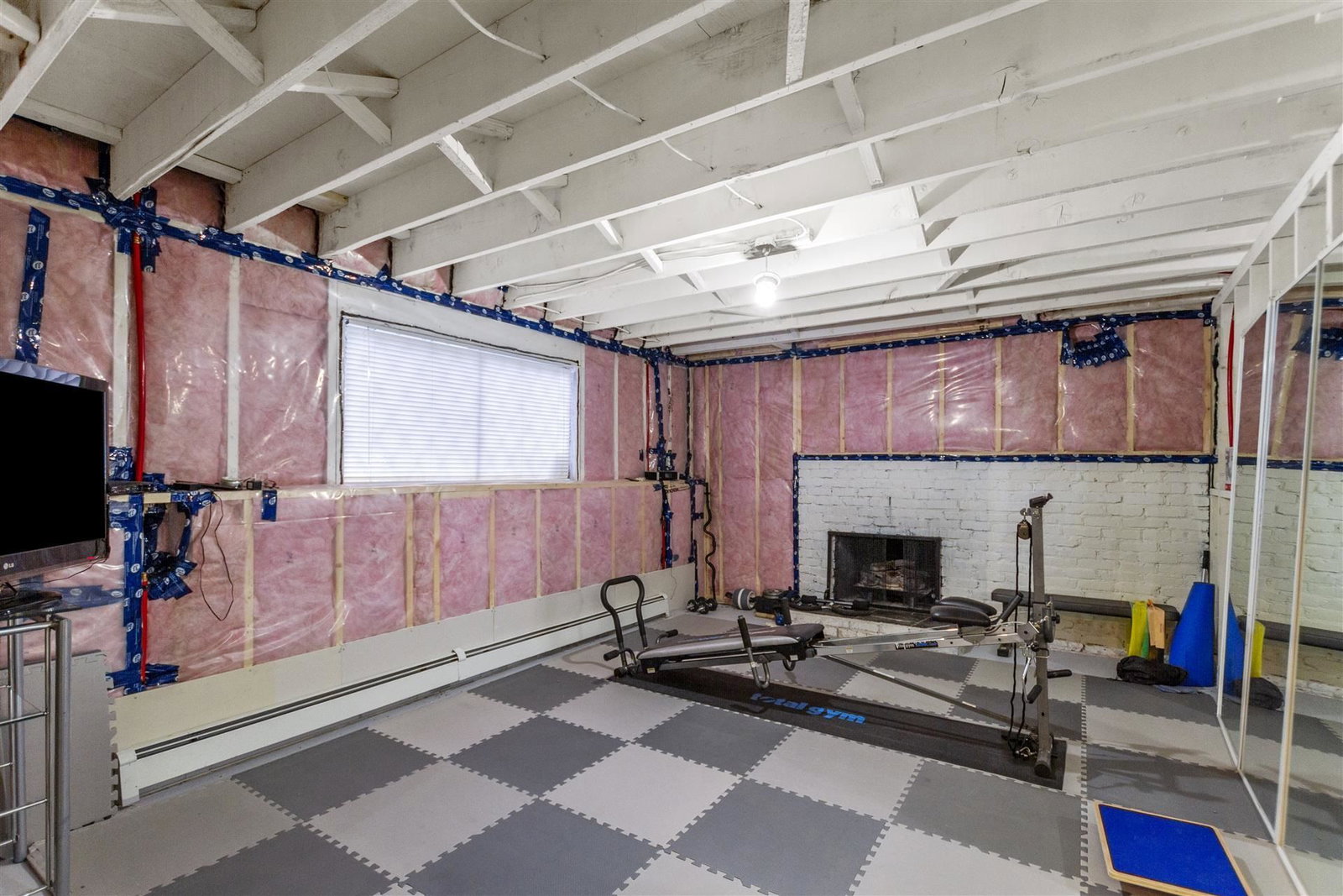 Listing Image 18