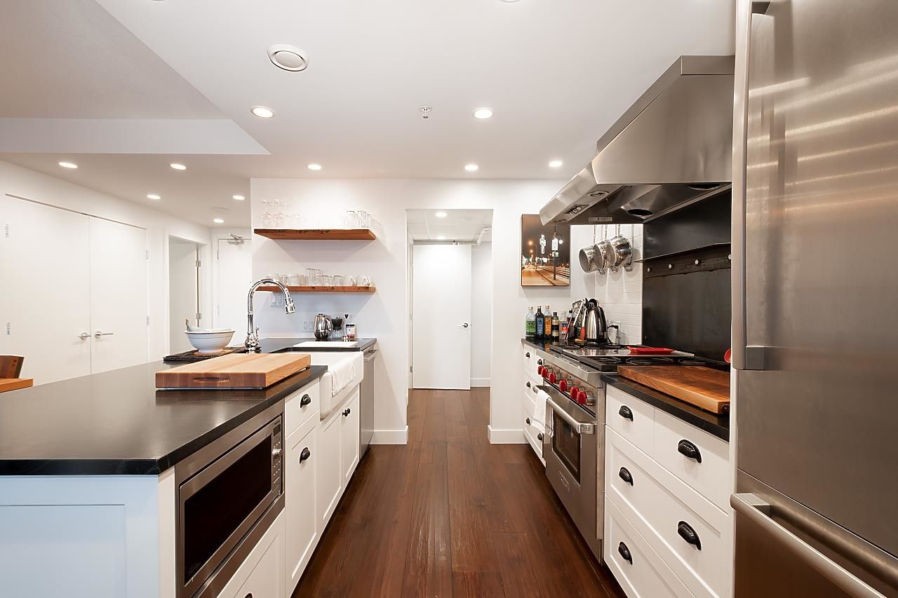 Listing Image 15