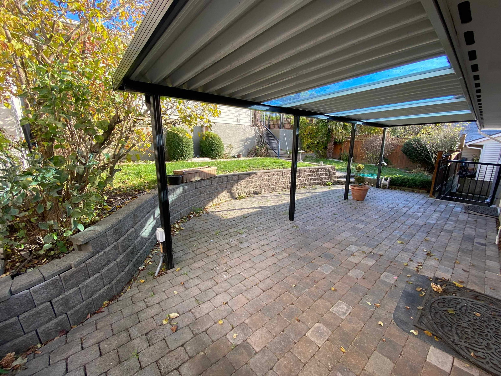 Listing Image 5