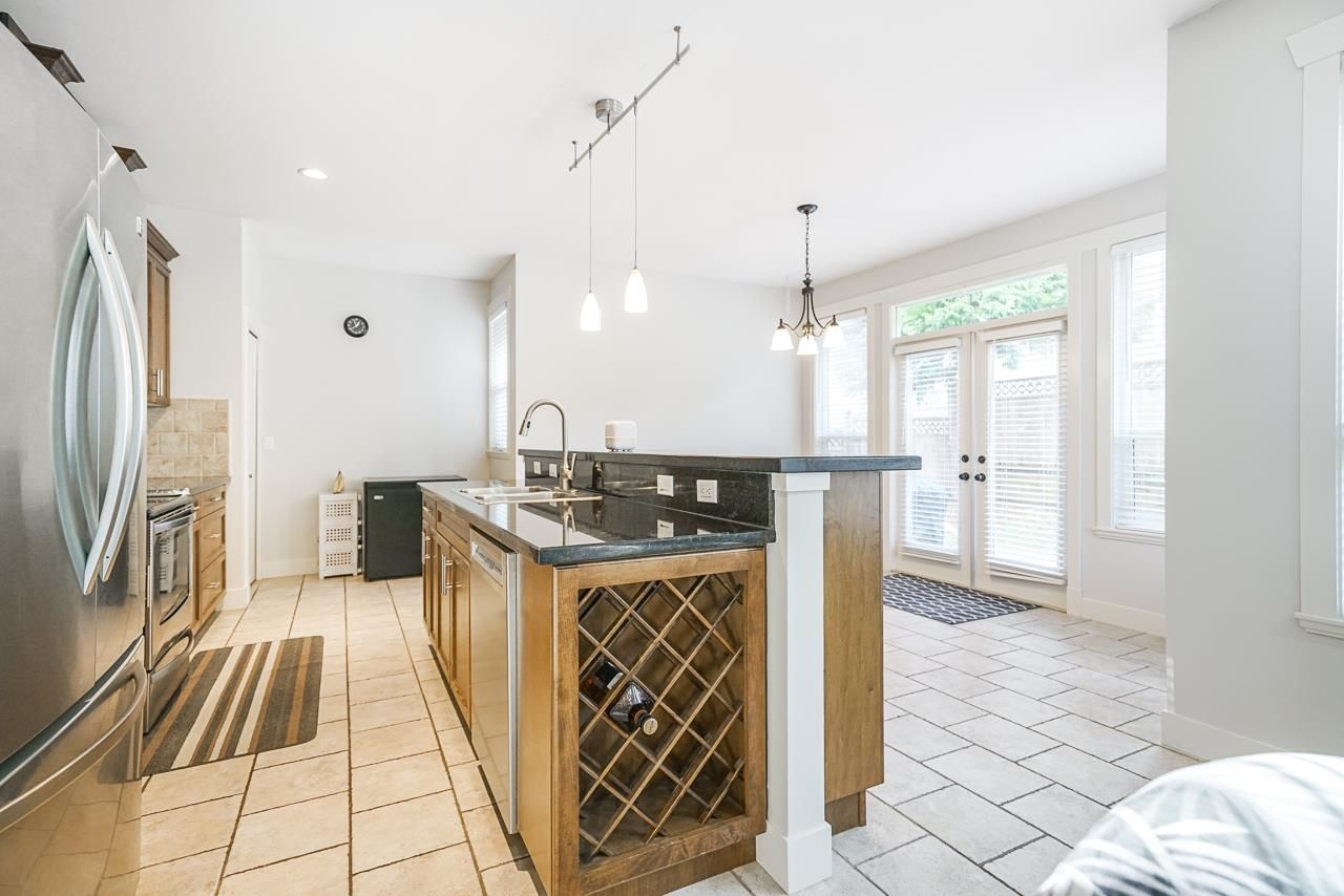 Listing Image 14