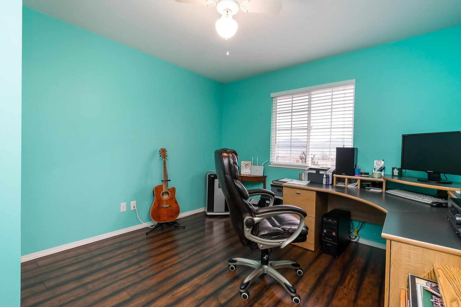 Listing Image 13