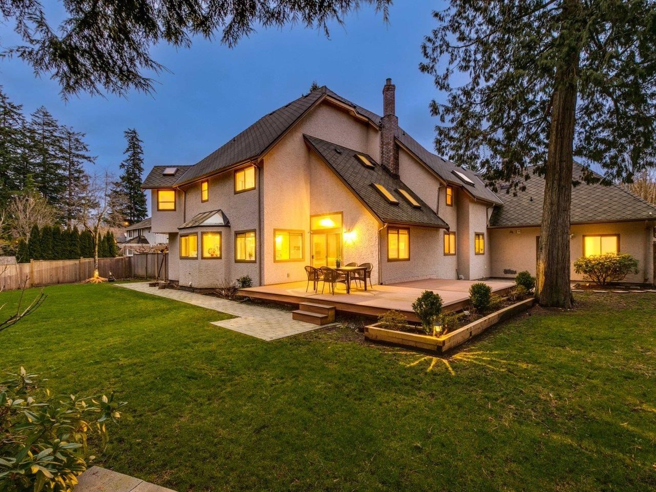 Listing Image 19