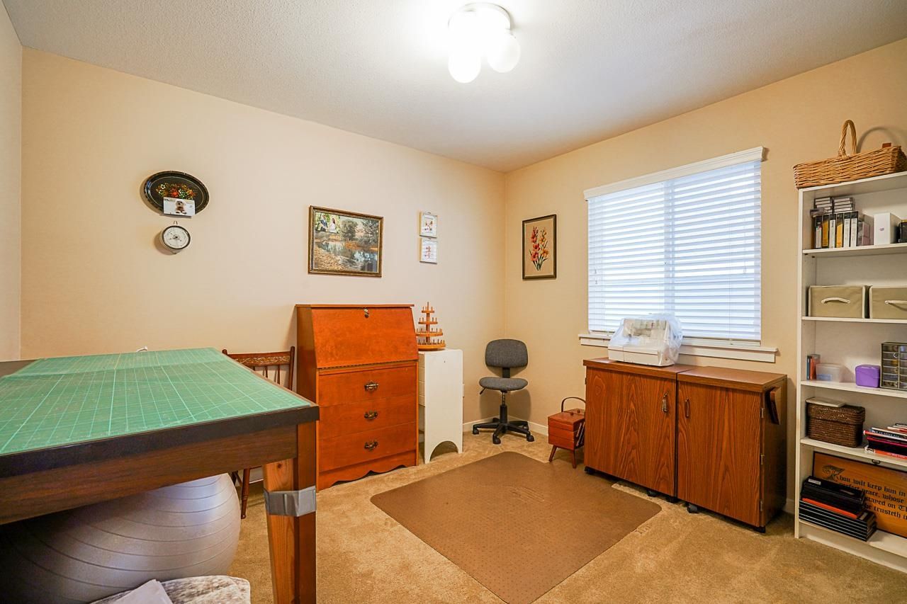 Listing Image 23