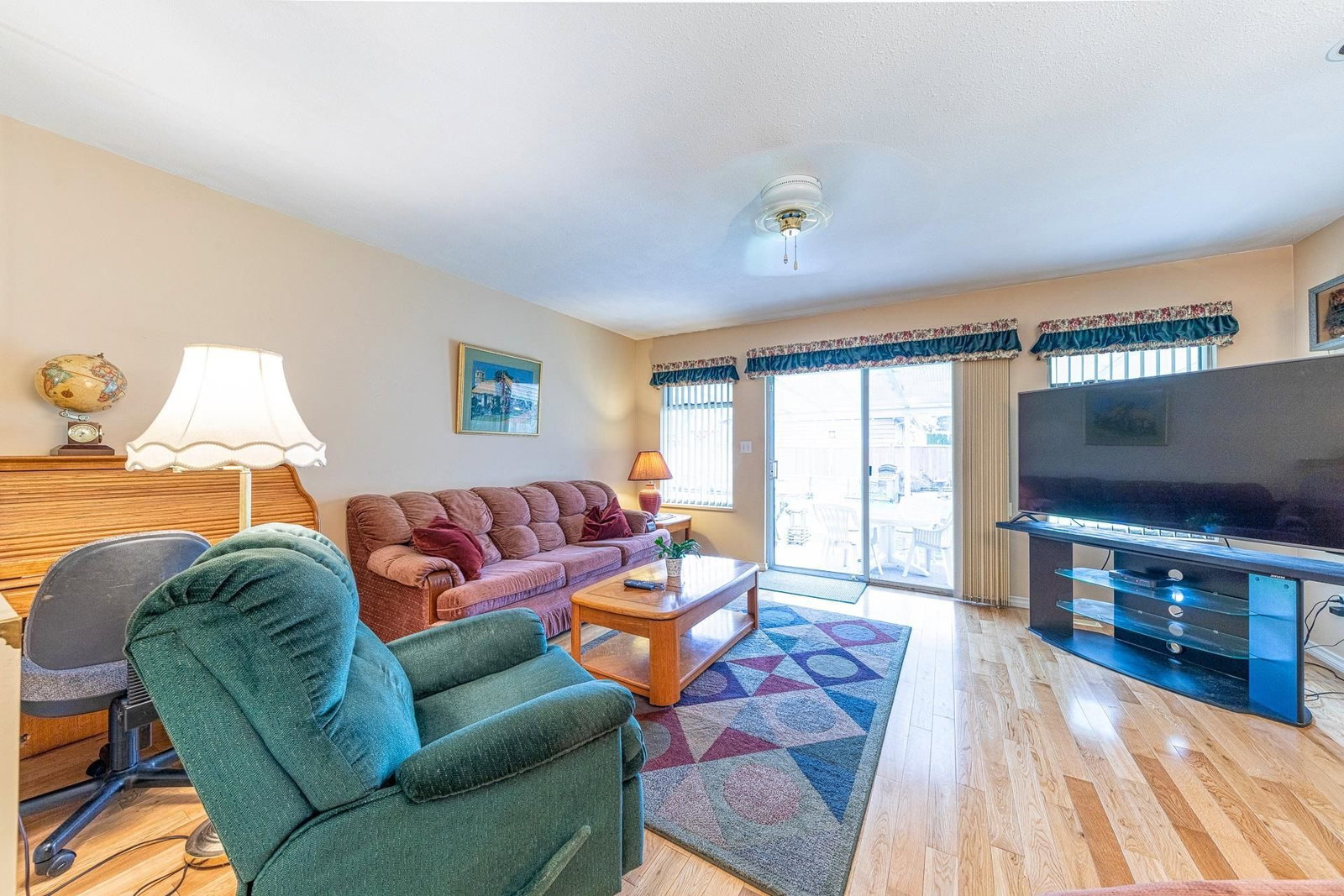 Listing Image 15
