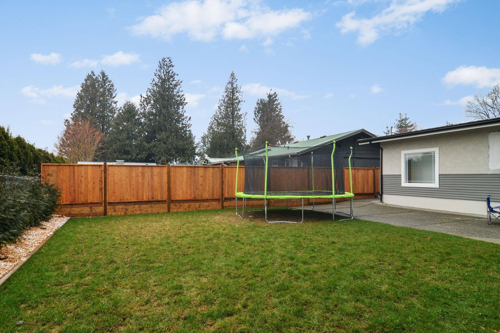 Listing Image 23