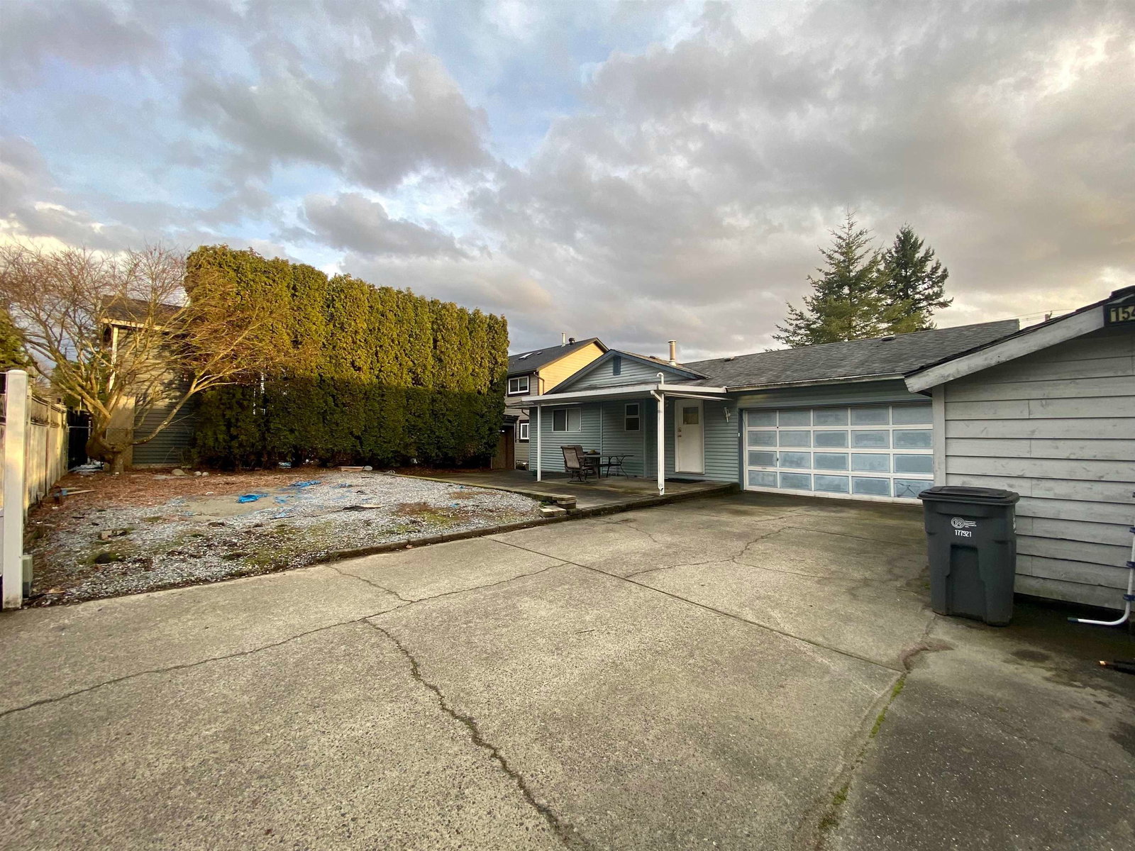 Listing Image 11