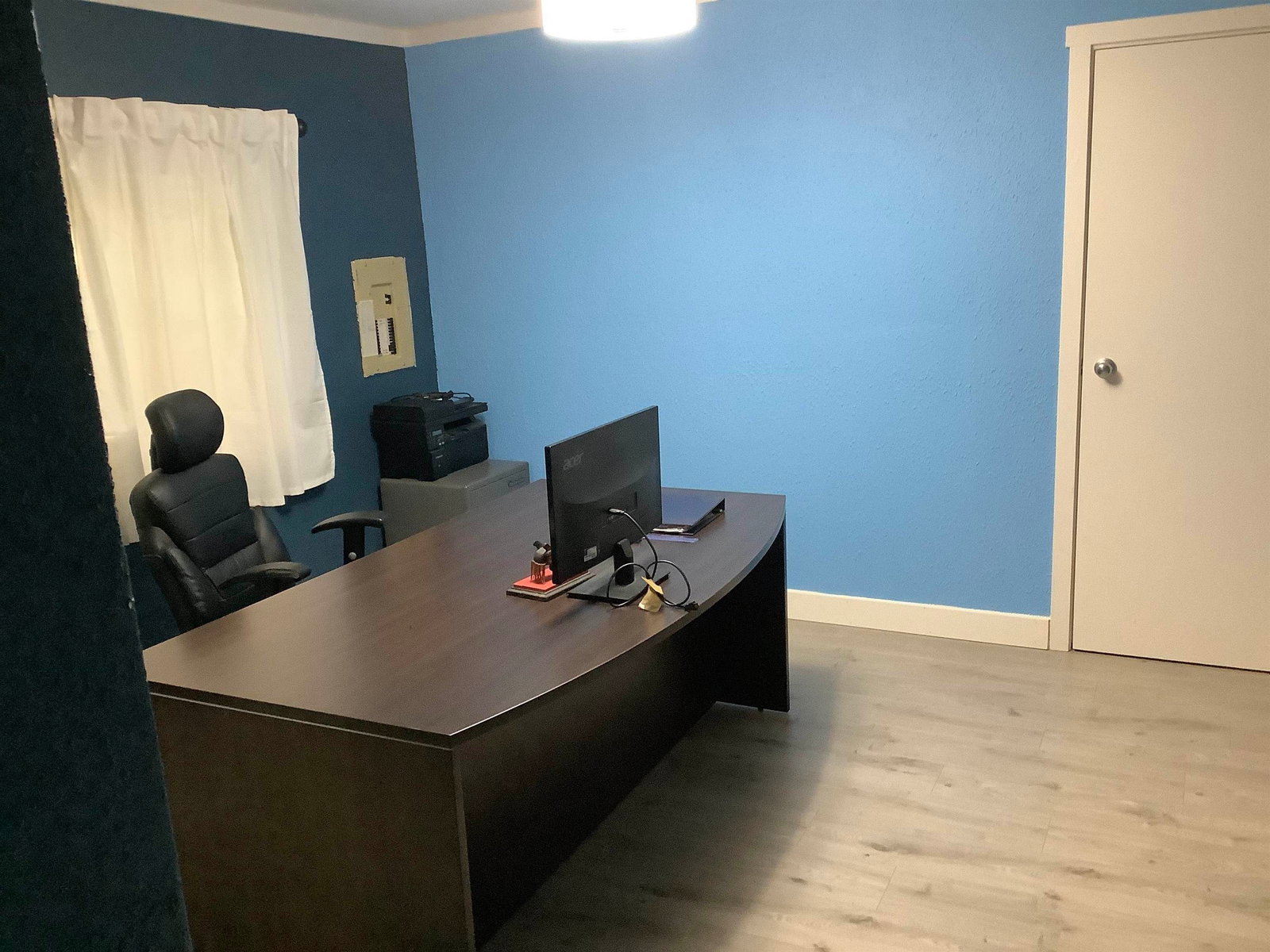 Listing Image 15