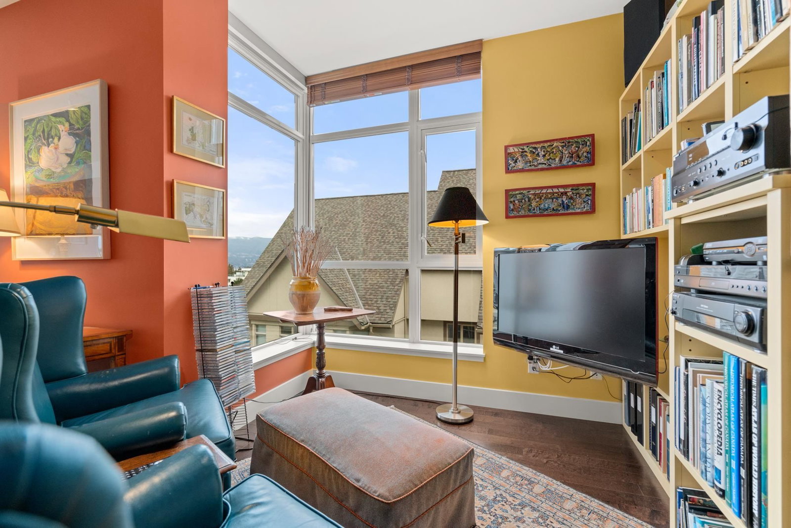Listing Image 9
