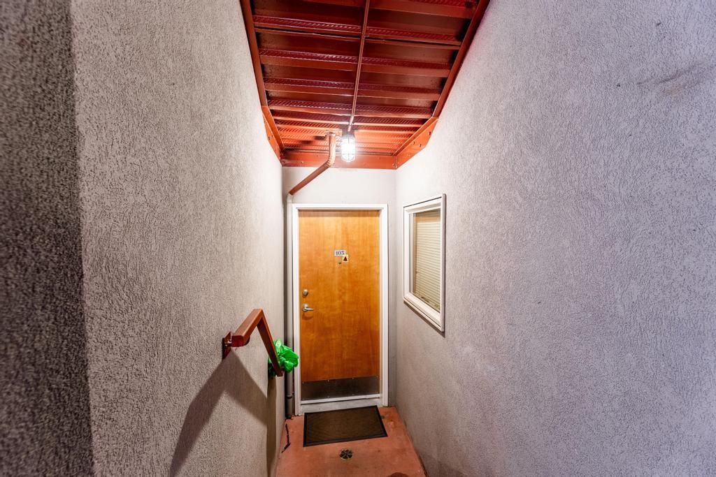 Listing Image 26