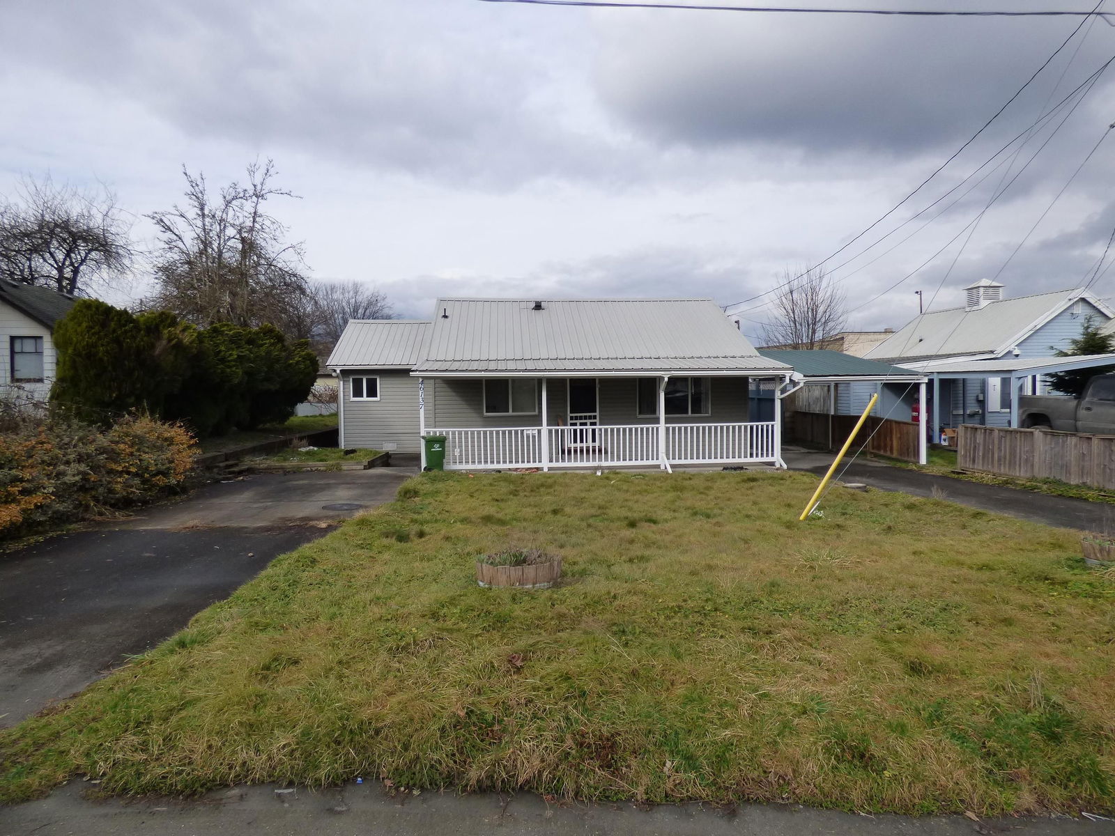 Listing Image 0