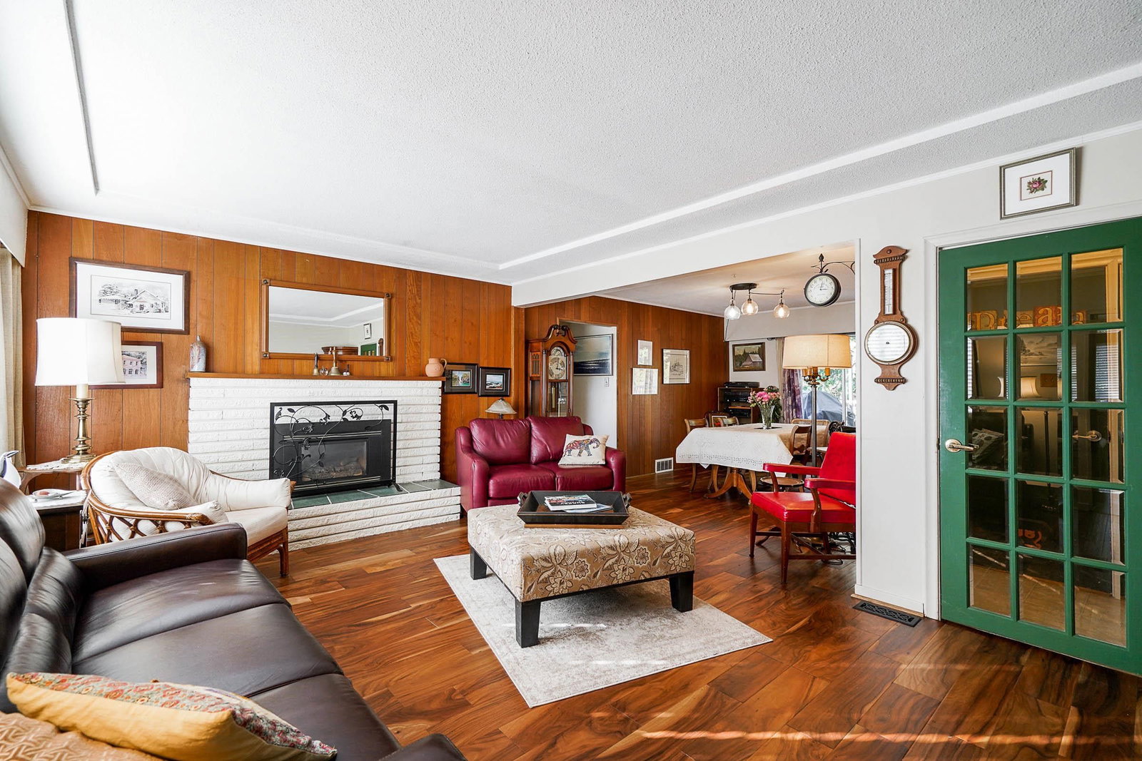 Listing Image 16