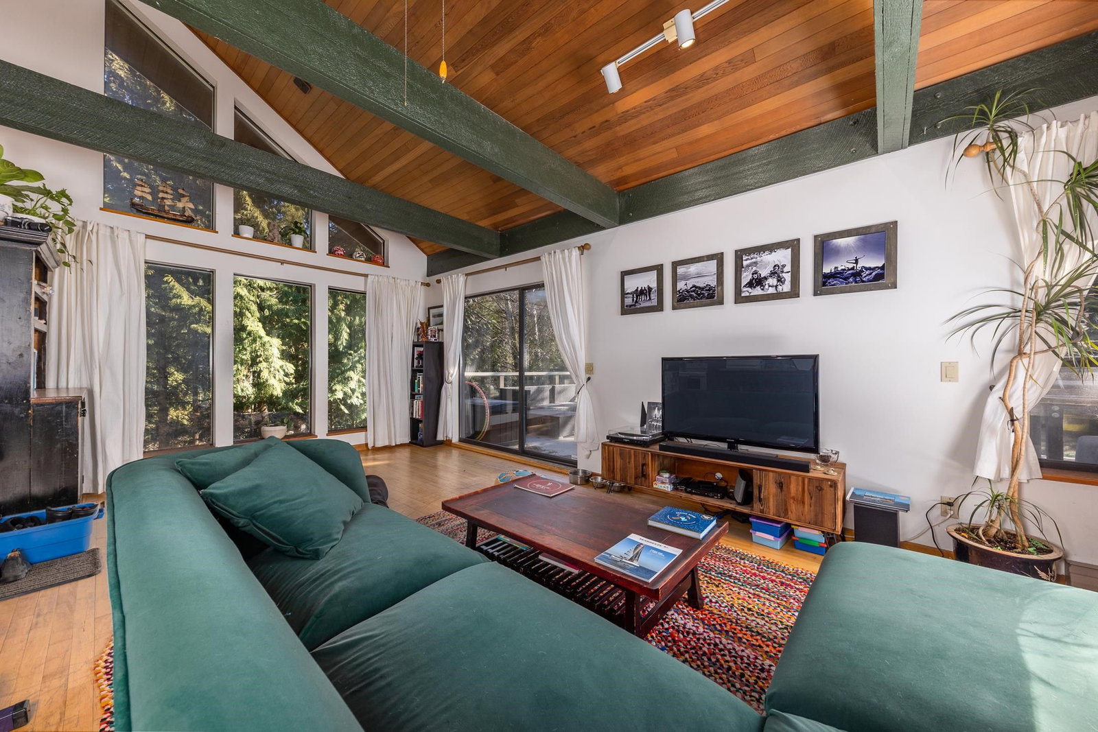 Listing Image 8
