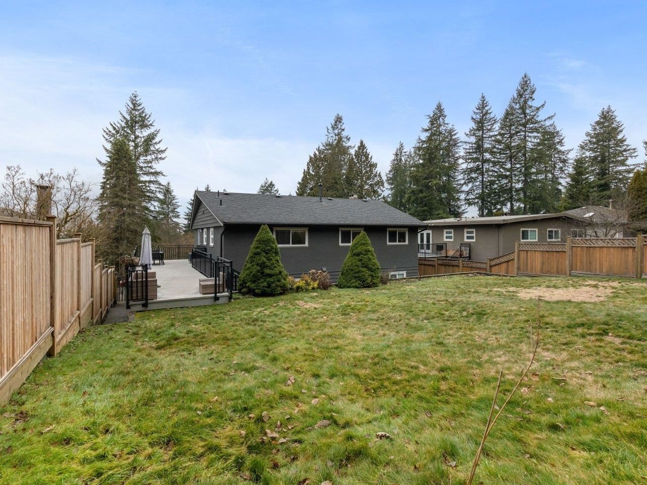 Listing Image 17