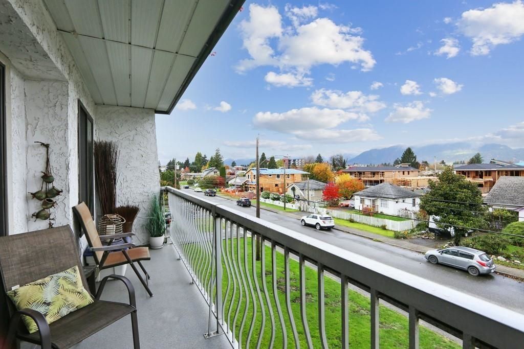 Listing Image 20