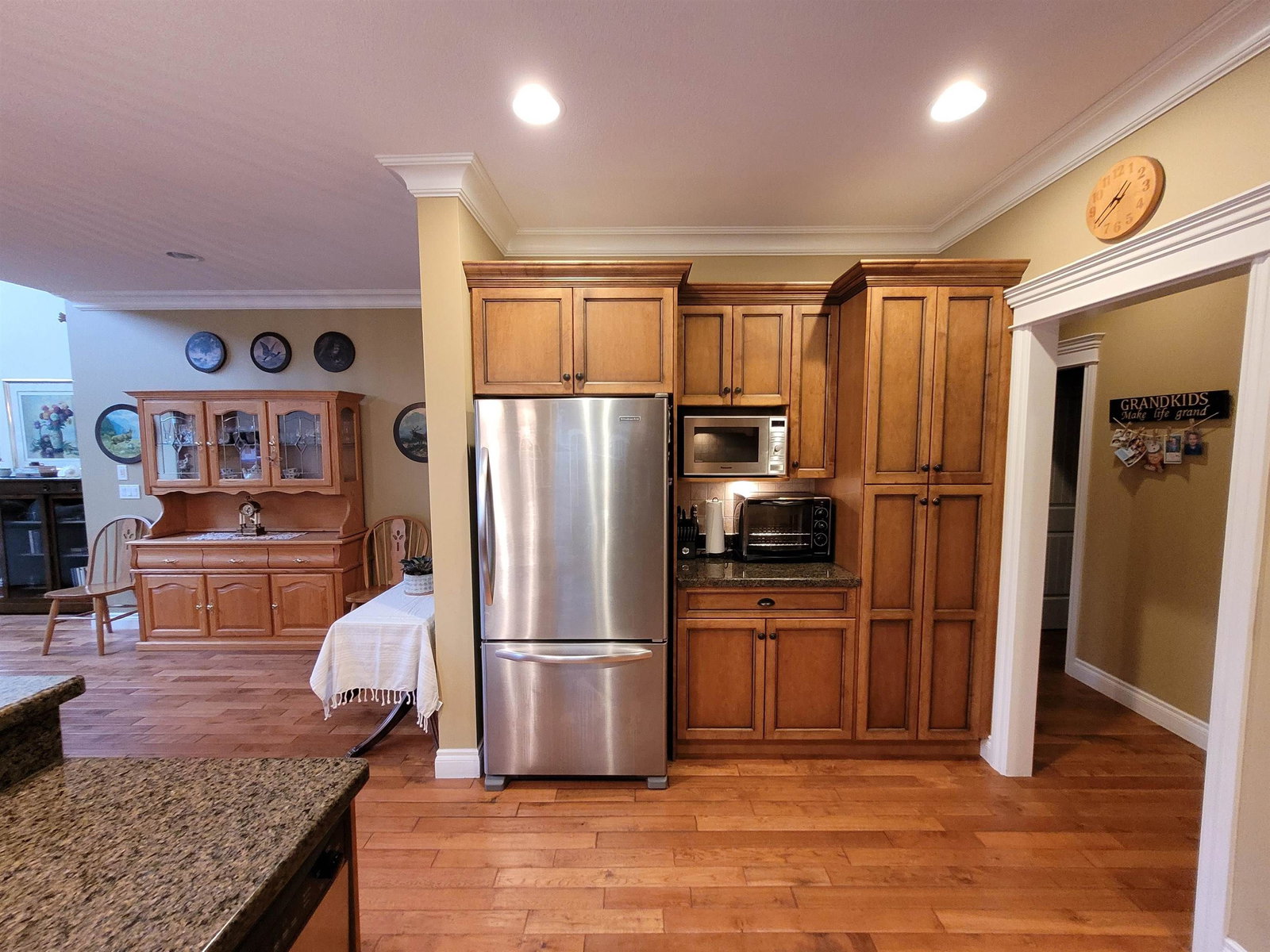 Listing Image 15