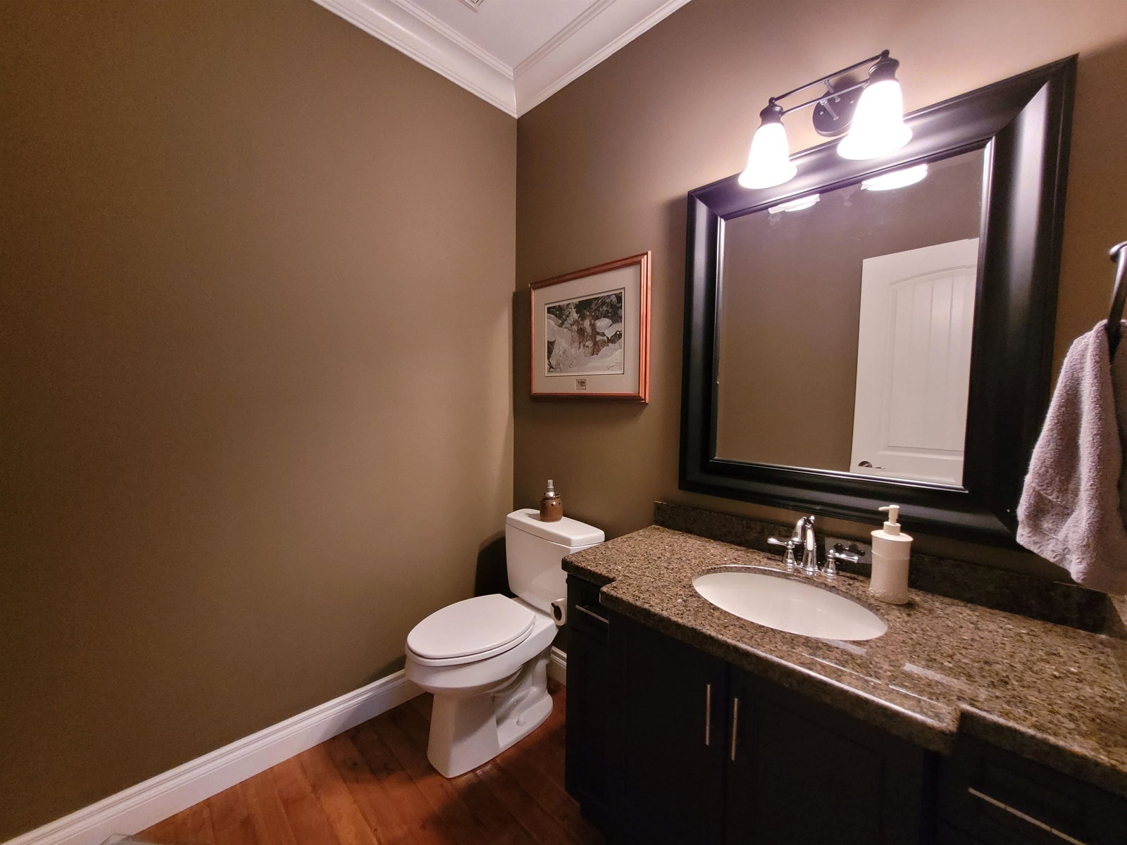Listing Image 21