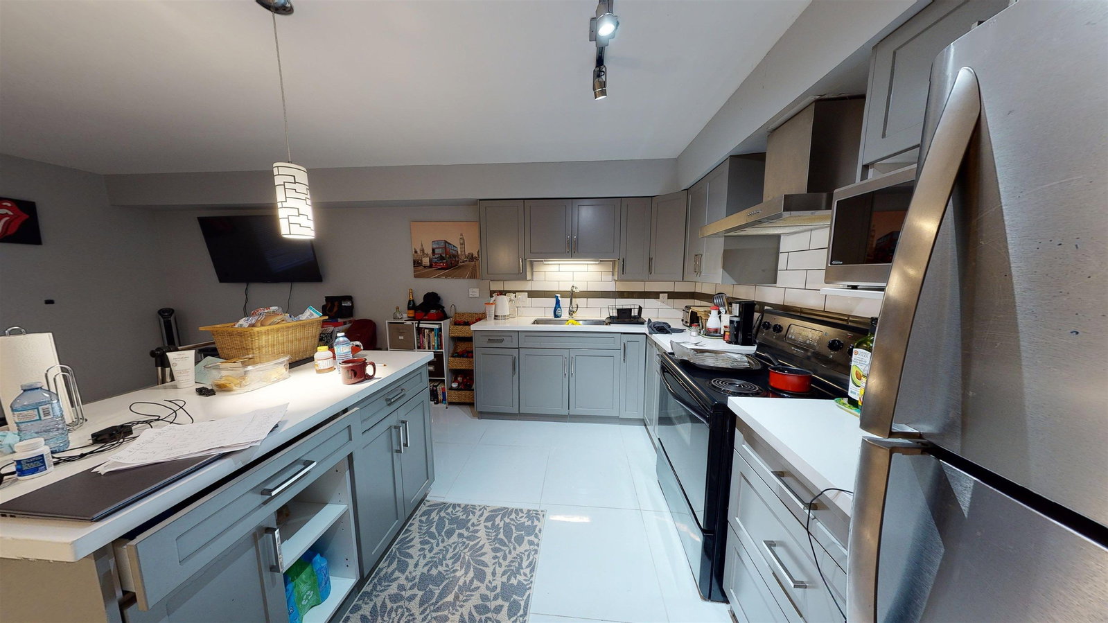 Listing Image 19