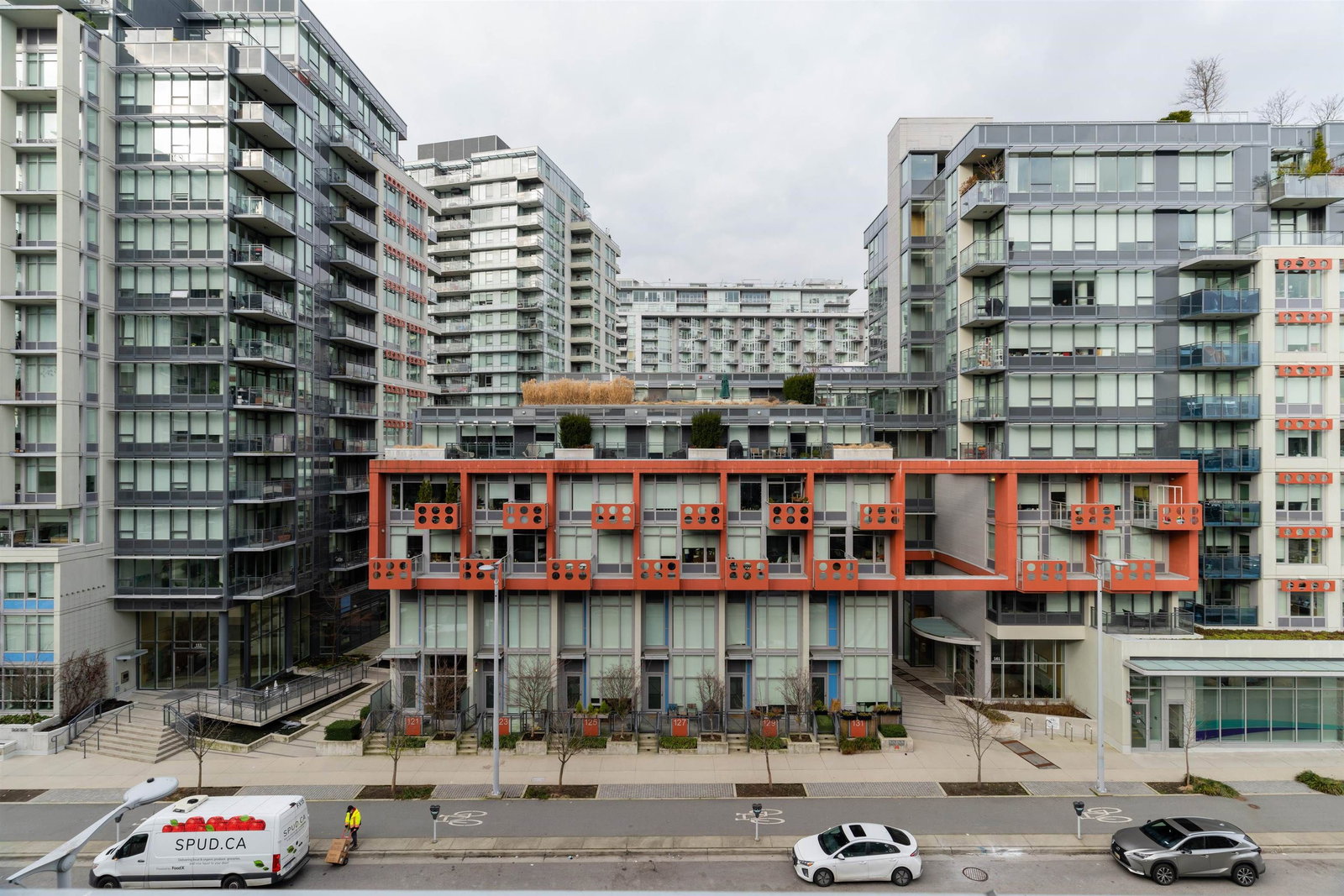 Listing Image 18