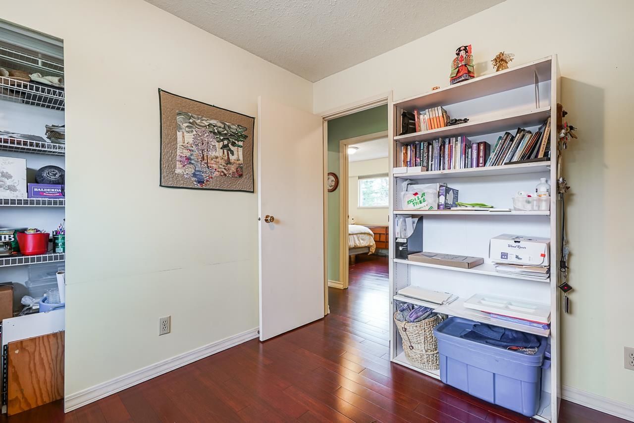Listing Image 18
