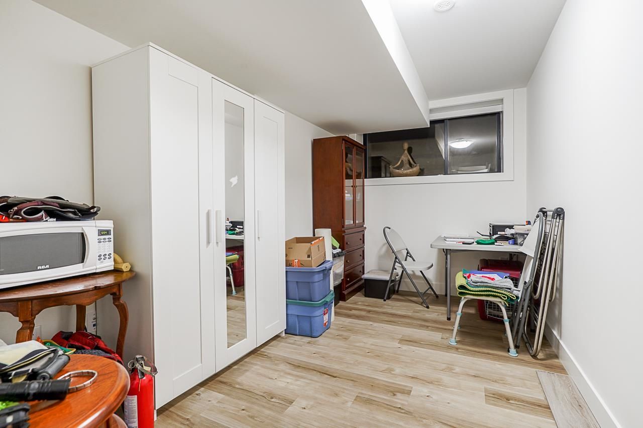 Listing Image 33